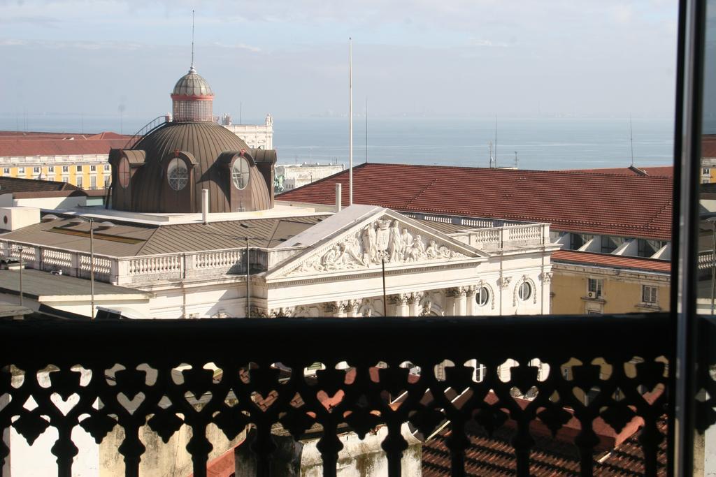 Chiado 16 Apartment ลิสบอน ภายนอก รูปภาพ